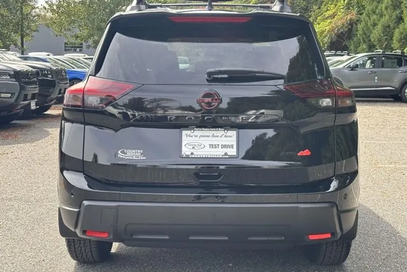 2026 Nissan Rogue SV photo 1