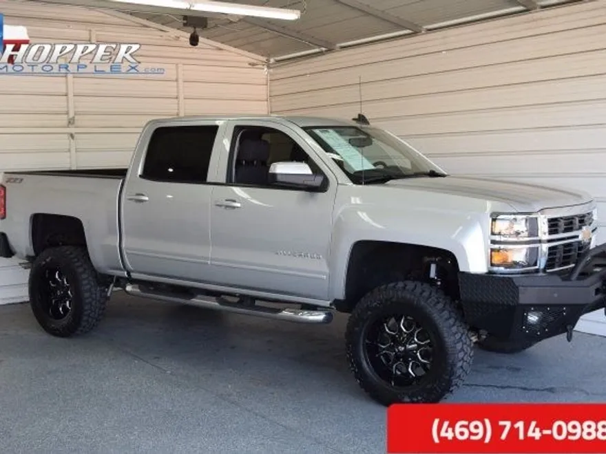 2015 Chevrolet Silverado 1500 LT photo 1
