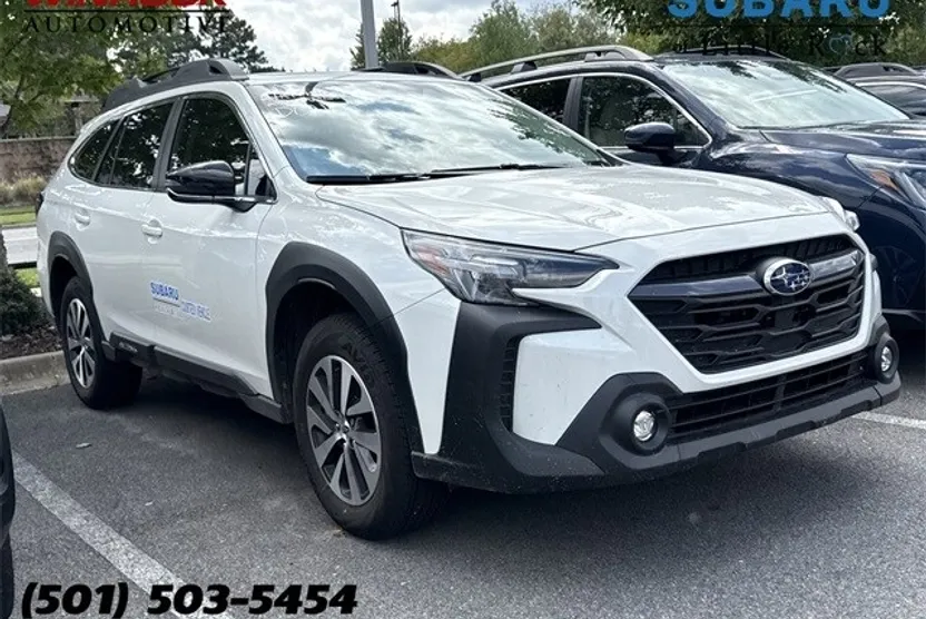 2025 Subaru Outback Premium photo 1
