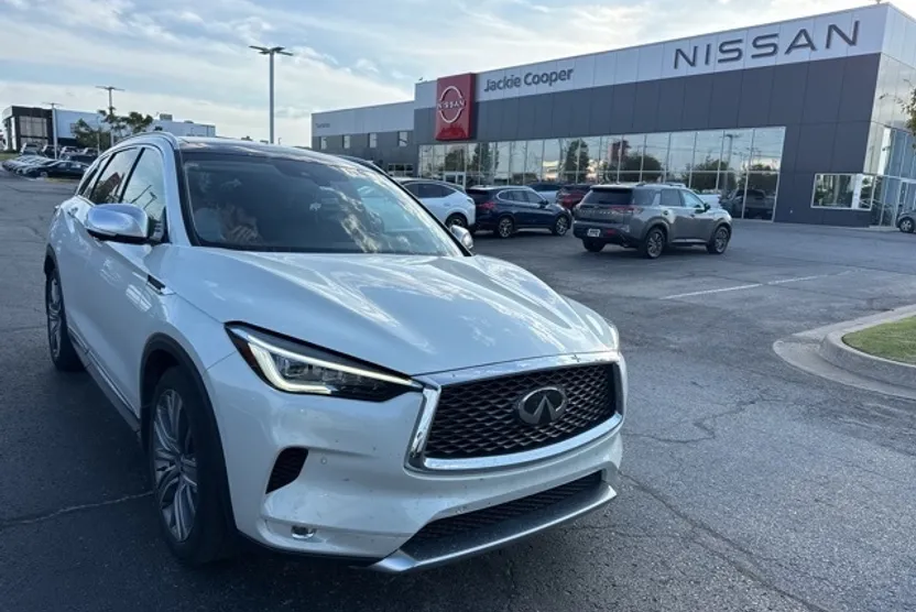 2021 Infiniti QX50 Essential photo 1