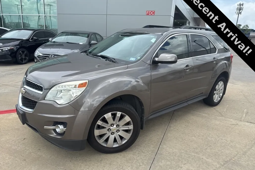 2011 Chevrolet Equinox LT photo 1