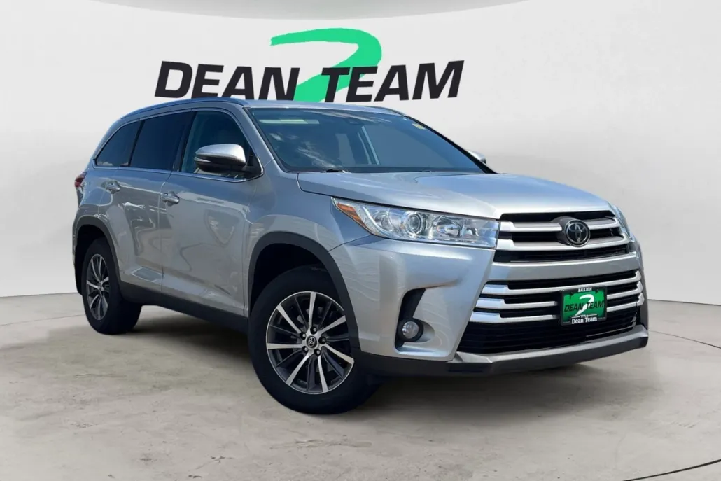 2019 Toyota Highlander XLE photo 1
