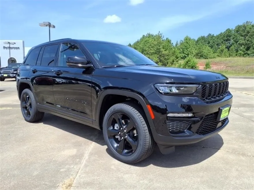 2025 Jeep Grand Cherokee Limited photo 1