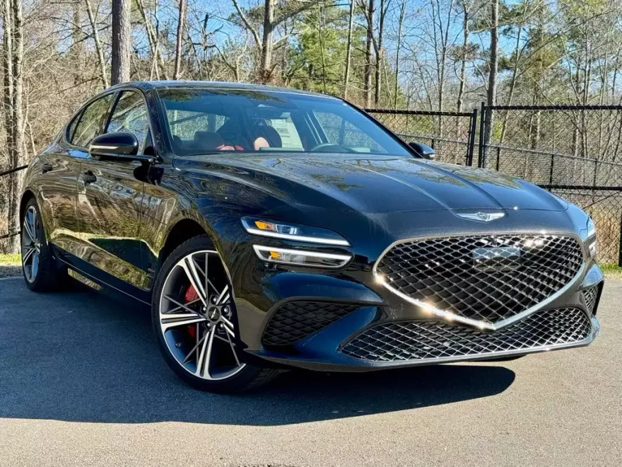 2025 Genesis G70 3.3T Sport Advanced photo 1