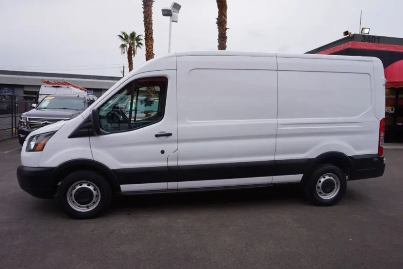 2019 Ford Transit Van Cargo photo 1
