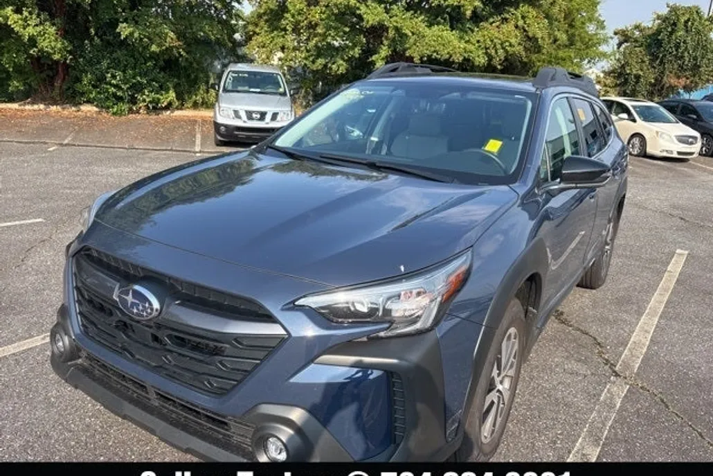 2025 Subaru Outback Premium photo 1
