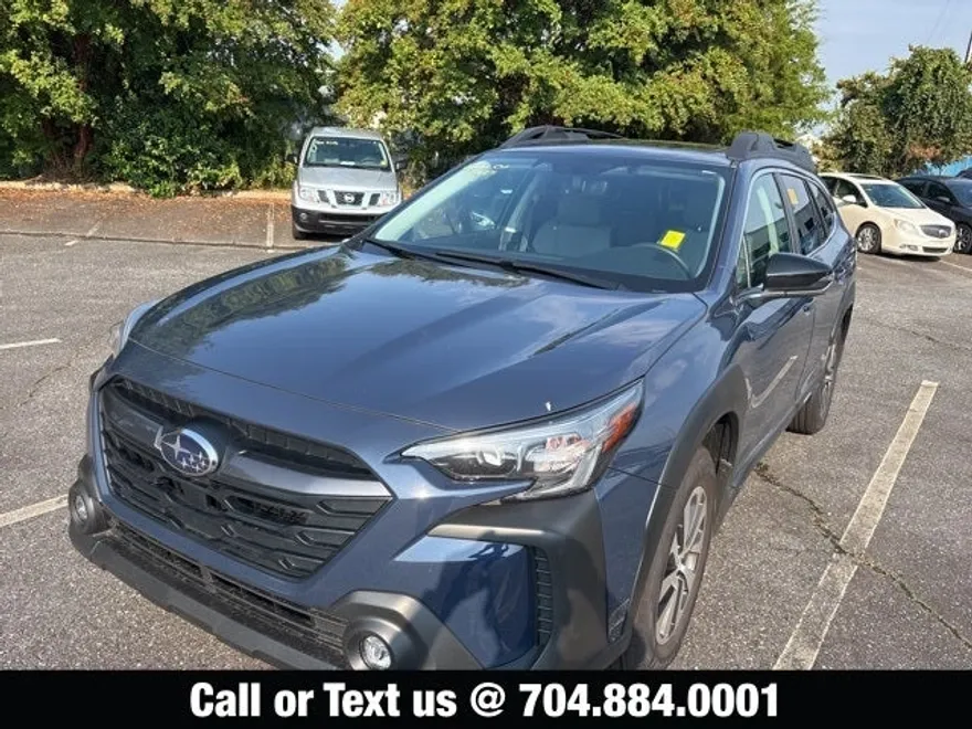 2025 Subaru Outback Premium photo 1