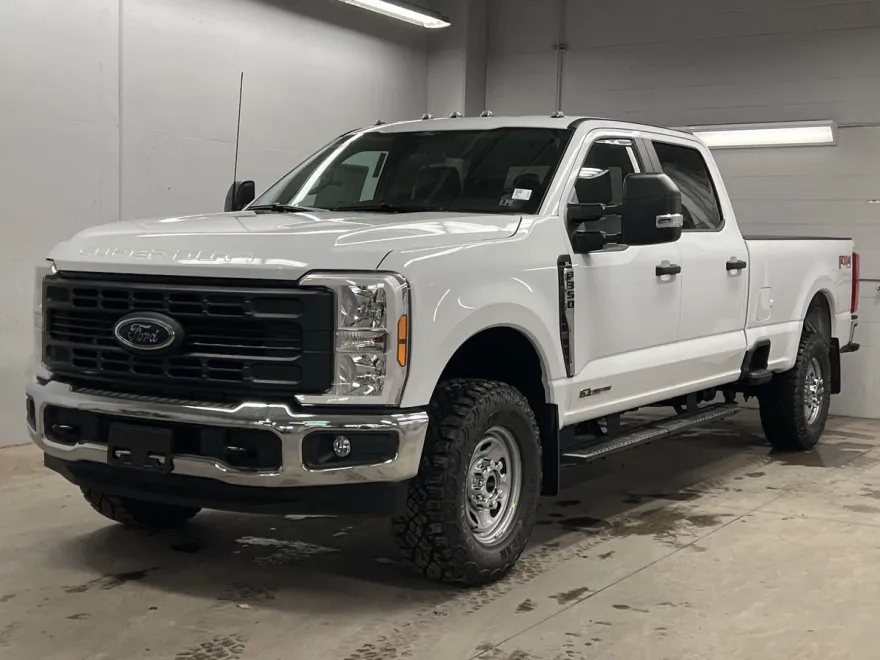 2025 Ford F-350 XL photo 1