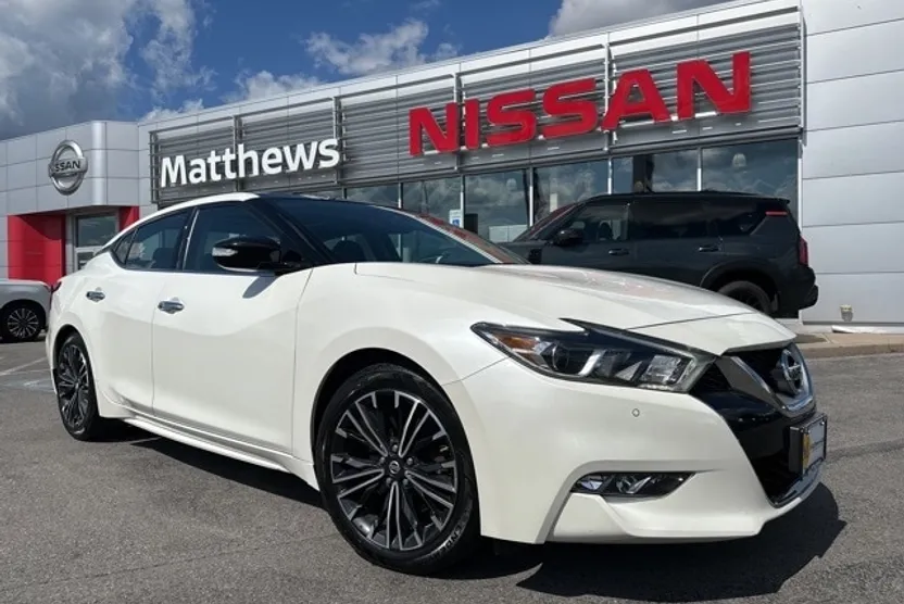 2016 Nissan Maxima SL photo 1