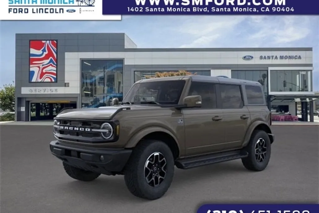 2025 Ford Bronco Outer Banks photo 1