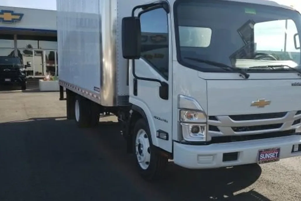 2024 Chevrolet Silverado 4500HD photo 1