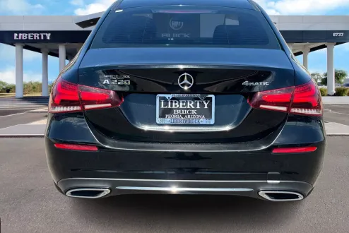 2019 Mercedes Benz A 220 4MATIC photo 3