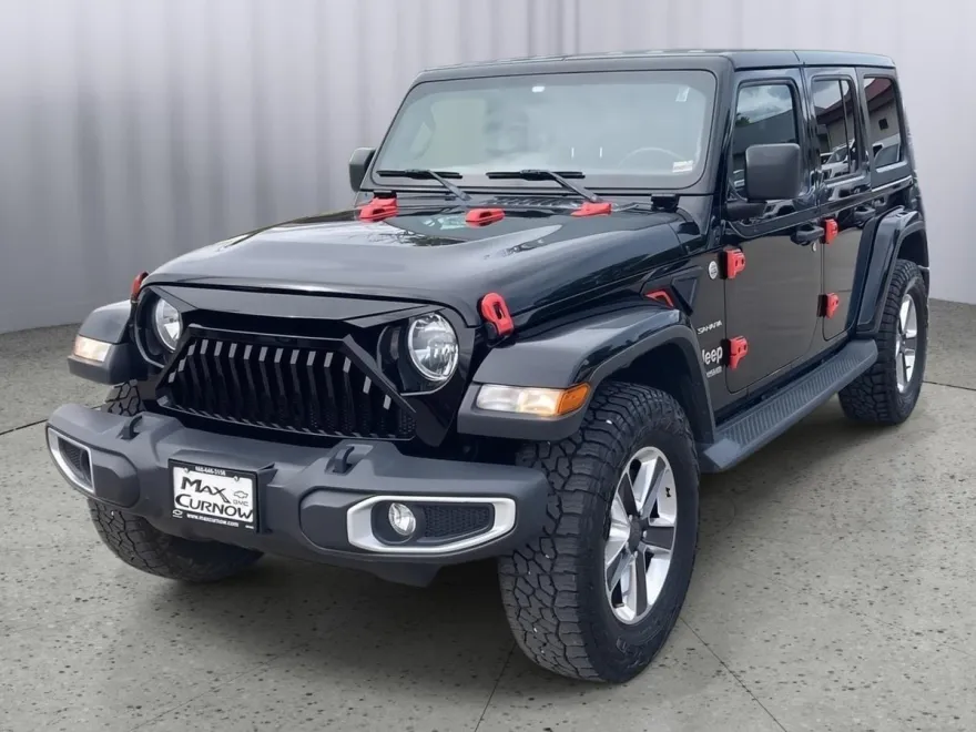 2019 Jeep Wrangler Unlimited Sahara photo 1