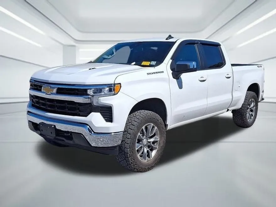 2023 Chevrolet Silverado 1500 LT photo 1