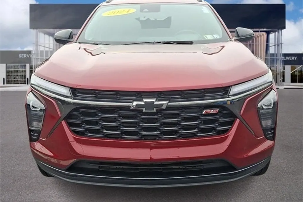 2024 Chevrolet Trax photo 1