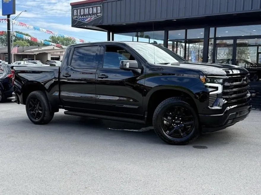 2026 Chevrolet Silverado 1500 High Country photo 1