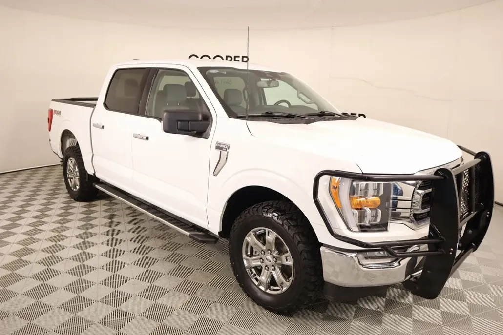 2023 Ford F-150 XLT photo 1