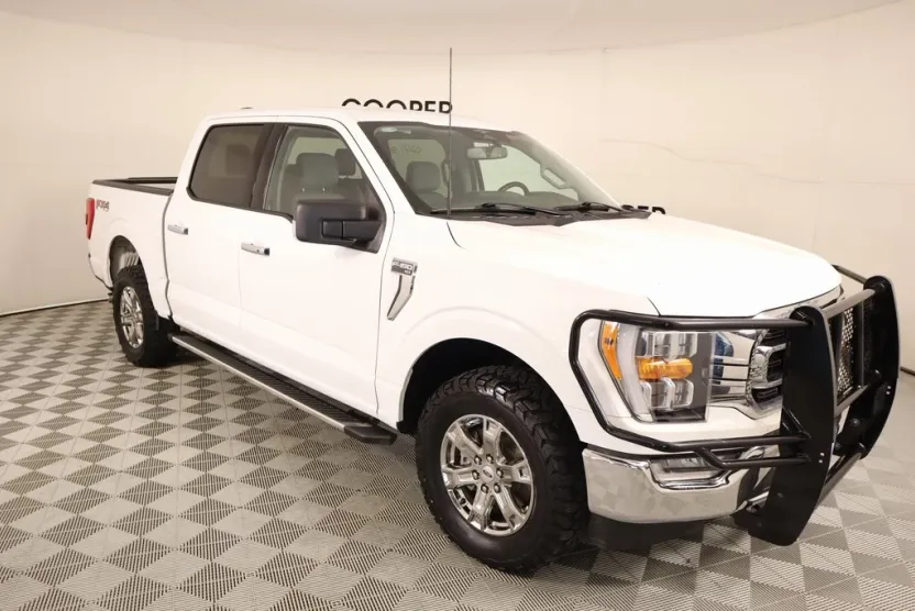 2023 Ford F-150 XLT photo 1