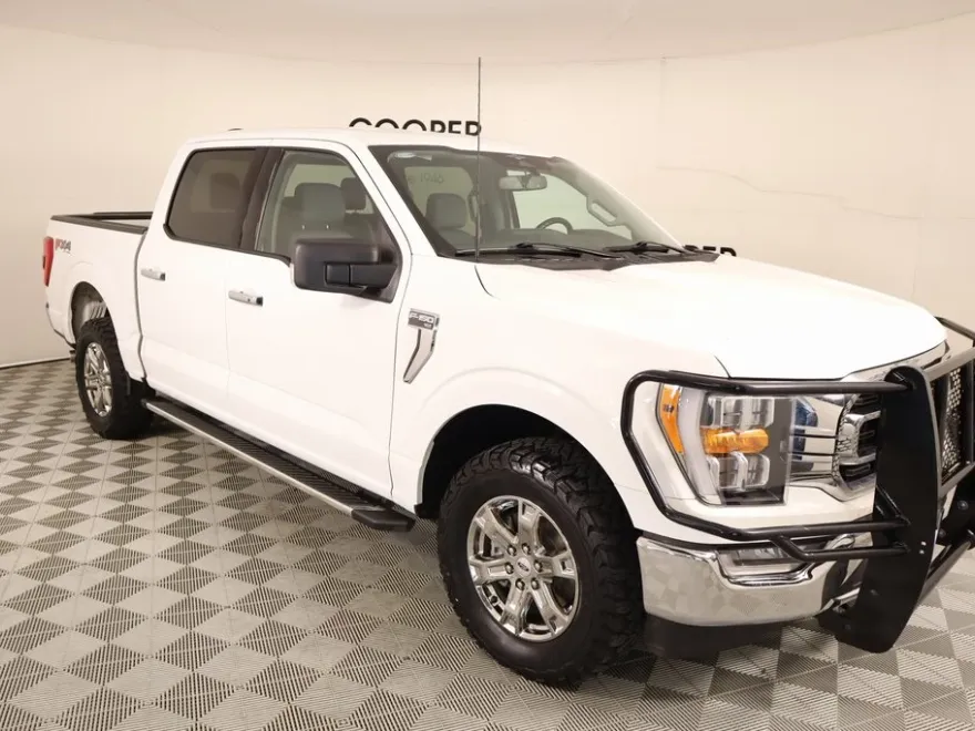 2023 Ford F-150 XLT photo 1