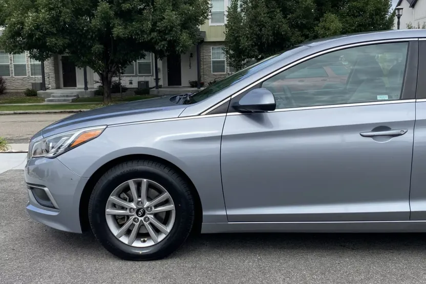 2016 Hyundai Sonata SE photo 1