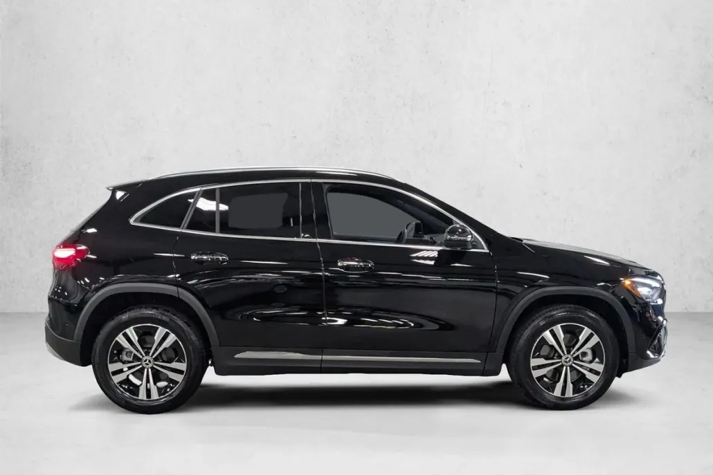 2025 Mercedes Benz GLA 250 photo 1