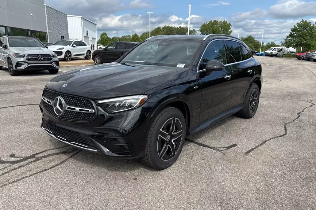 2025 Mercedes Benz GLC 350e 4MATIC photo 1
