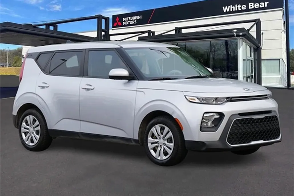 2020 Kia Soul LX photo 1