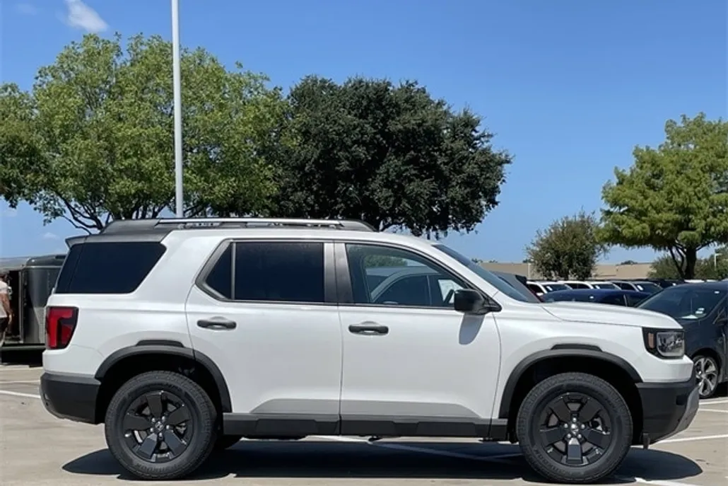 2026 Honda Passport photo 1