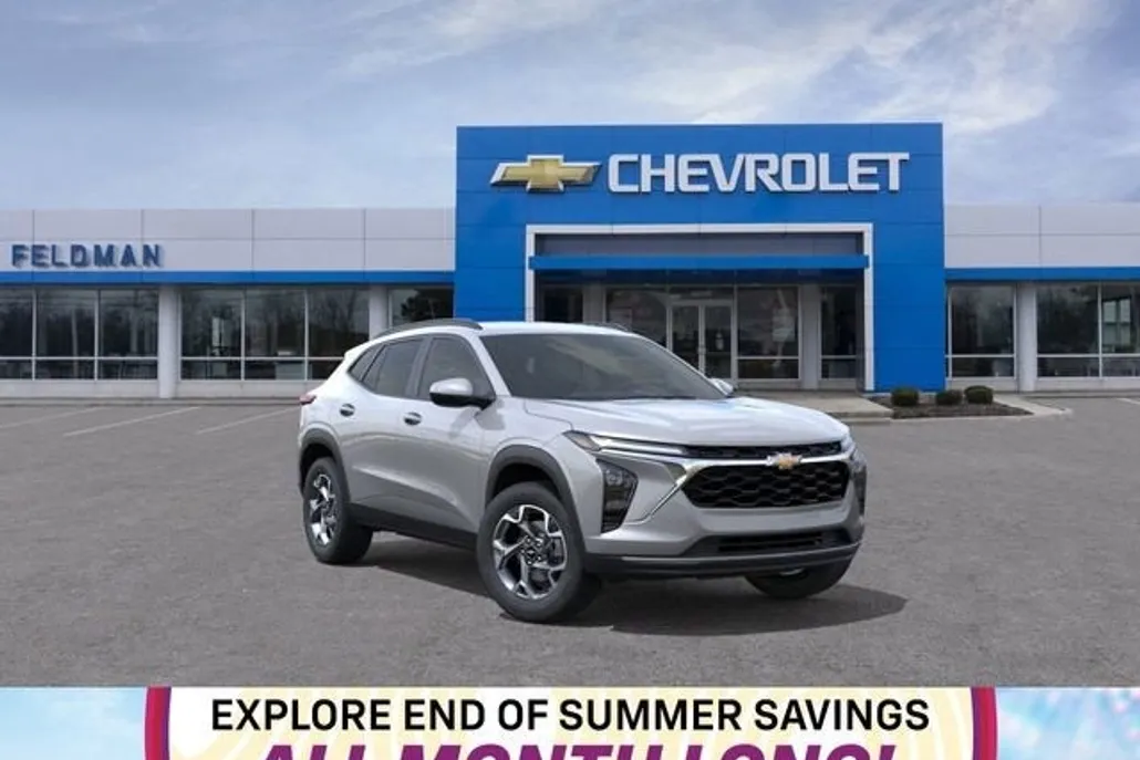 2025 Chevrolet Trax LT photo 1