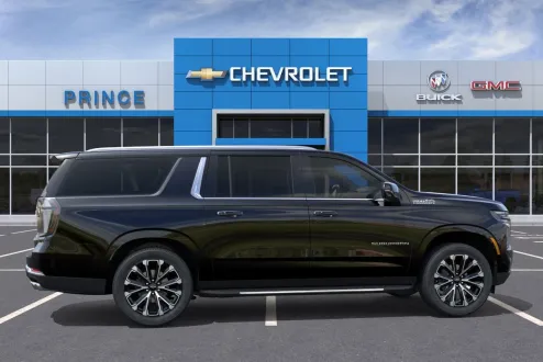 2025 Chevrolet Suburban High Country photo 3