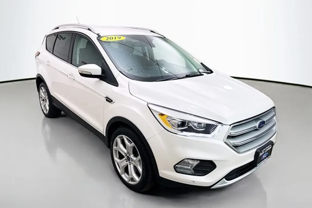 2019 Ford Escape Titanium photo 1