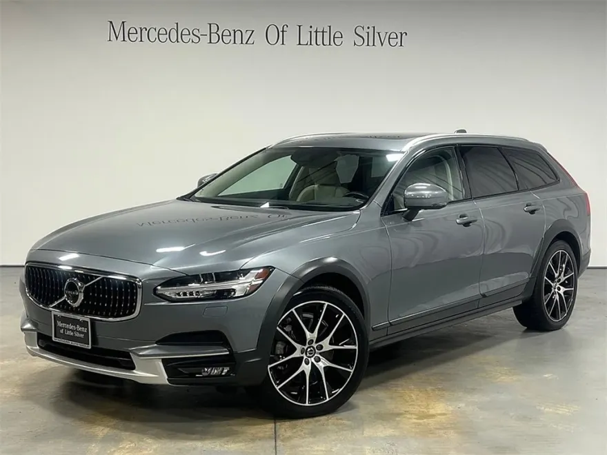 2020 Volvo V90 Cross Country T6 photo 1