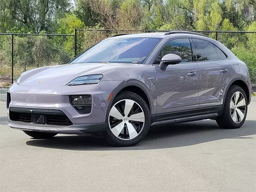 2024 Porsche Macan Electric 4 photo 1