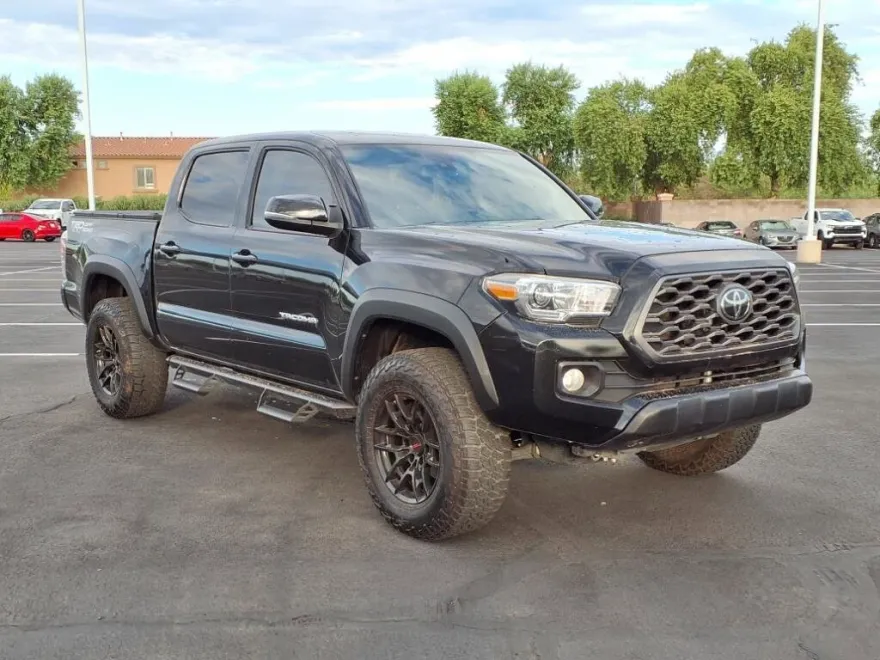 2022 Toyota Tacoma TRD Off-Road Double Cab photo 1