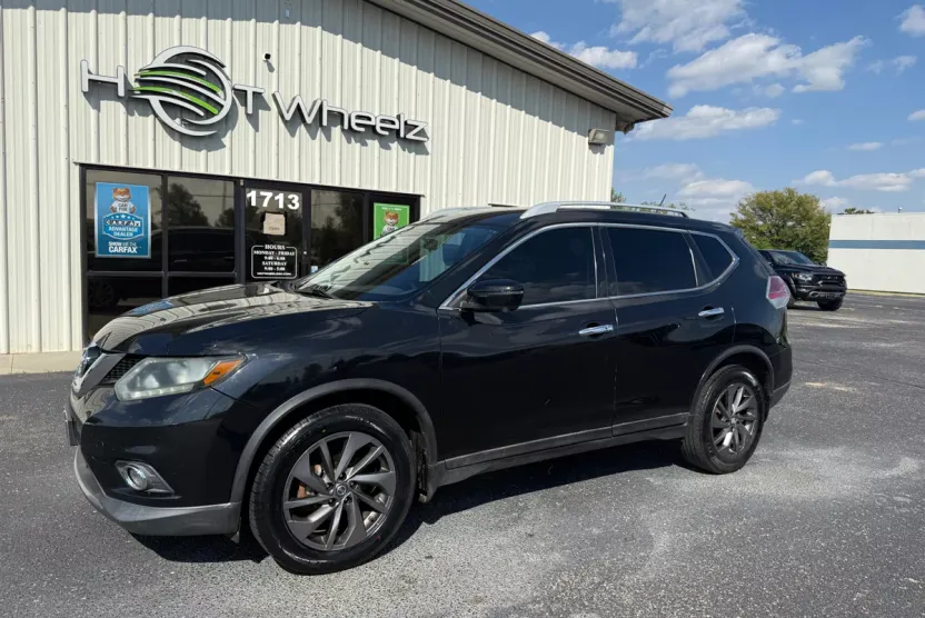 2016 Nissan Rogue SL photo 1