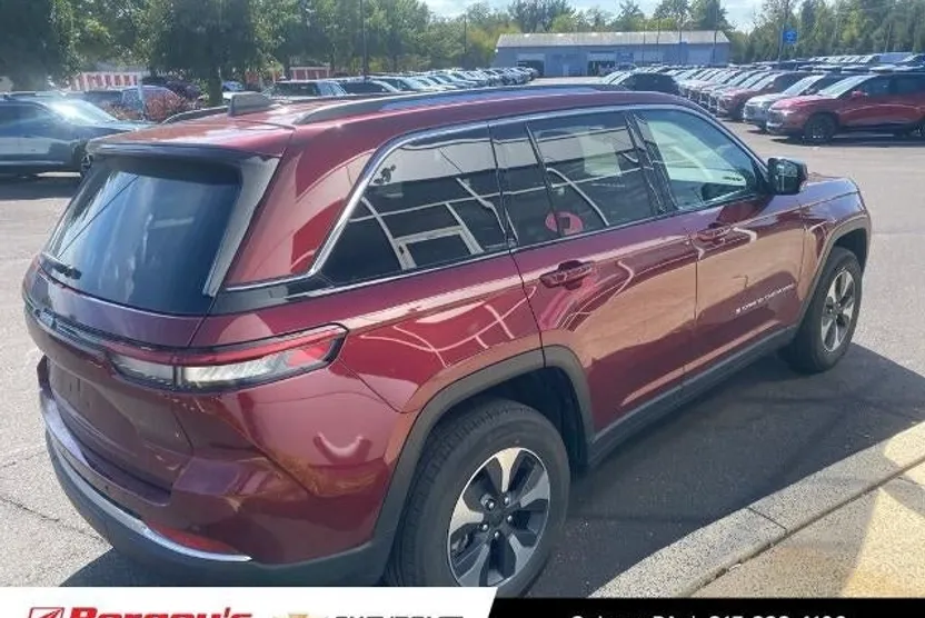 2022 Jeep Cherokee Limited 4xe photo 1