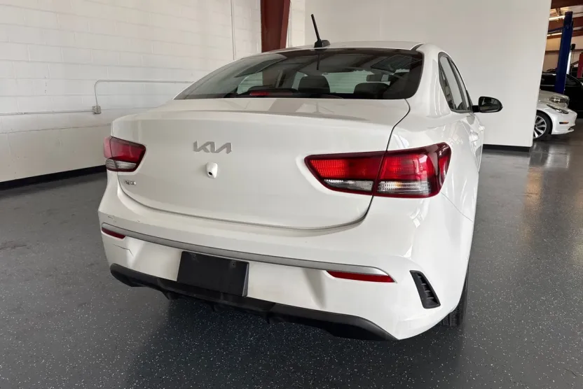 2022 Kia Rio LX S photo 1