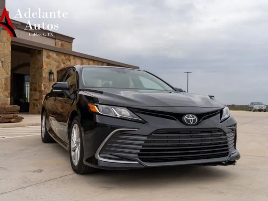 2024 Toyota Camry LE photo 1