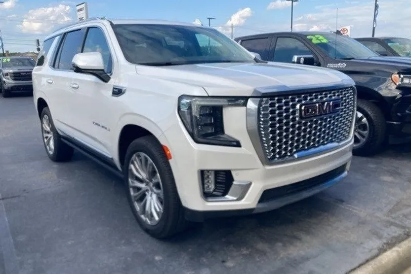 2022 Gmc Yukon Denali photo 1