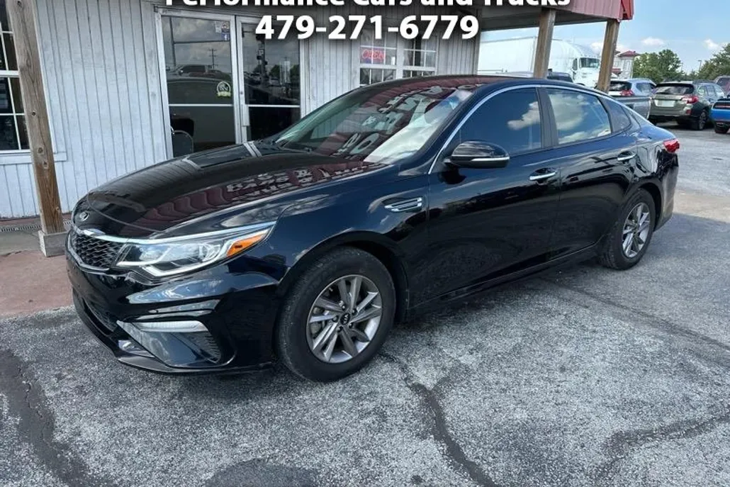 2020 Kia Optima LX SE photo 1