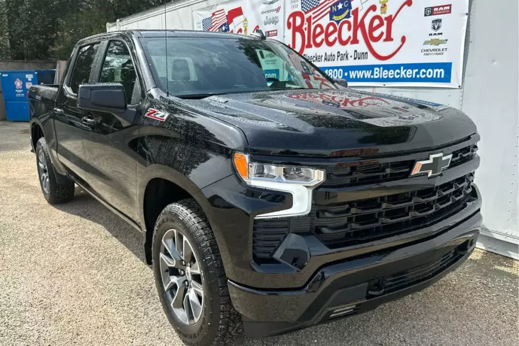 2025 Chevrolet Silverado 1500 RST photo 1