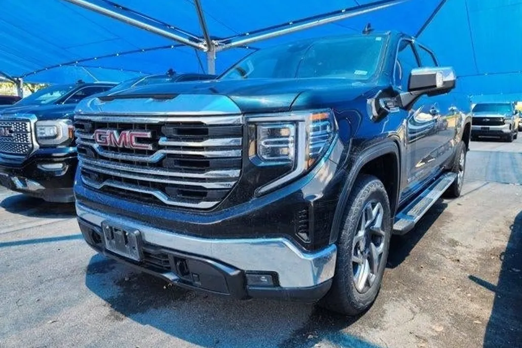 2022 Gmc Sierra 1500 SLT photo 1