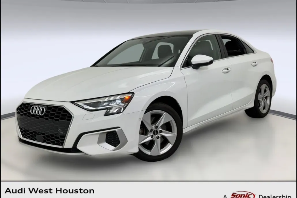 2023 Audi A3 Premium photo 1