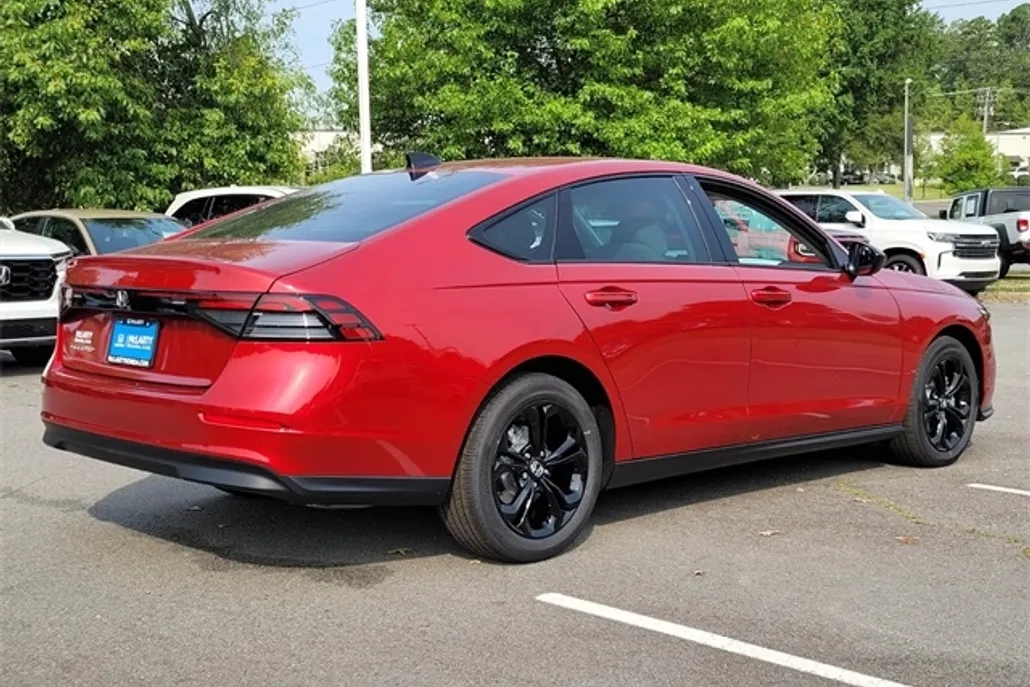 2025 Honda Accord 1.5T SE photo 1