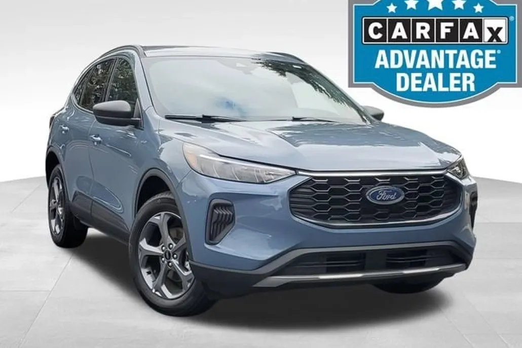 2025 Ford Escape ST-Line photo 1