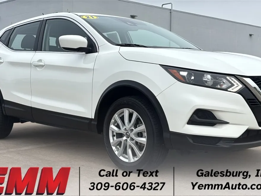 2021 Nissan Rogue Sport S photo 1