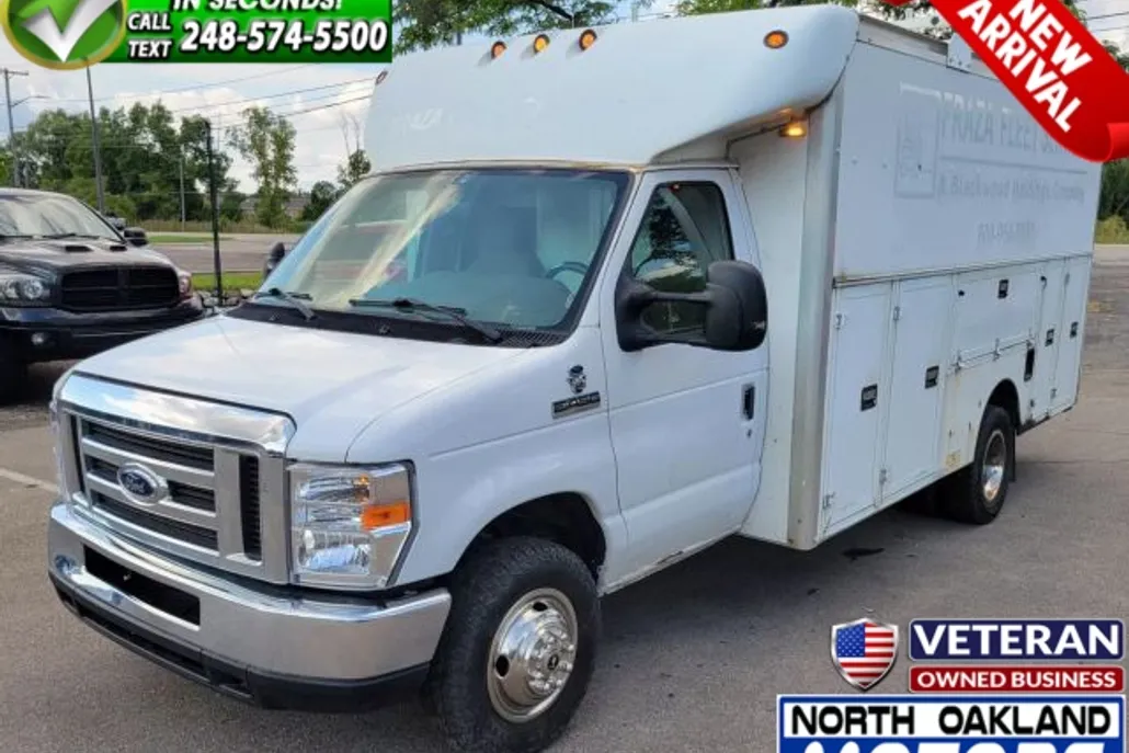 2016 Ford E-450 photo 1