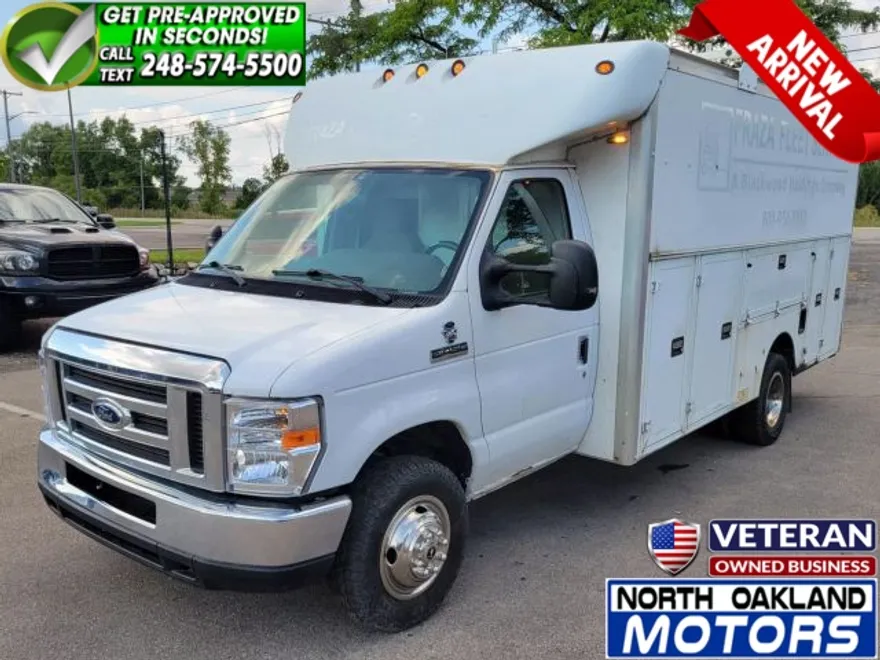 2016 Ford E-450 photo 1