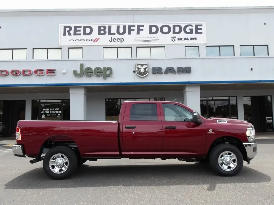 2024 Ram 2500 Tradesman photo 1