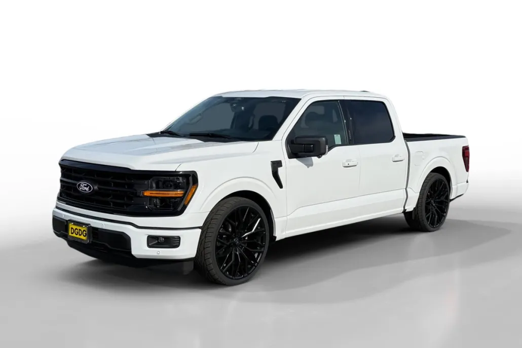 2024 Ford F-150 XLT photo 1